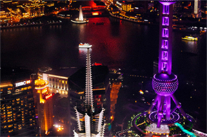 The friendship between words, quietly happens in a Shanghai tea house